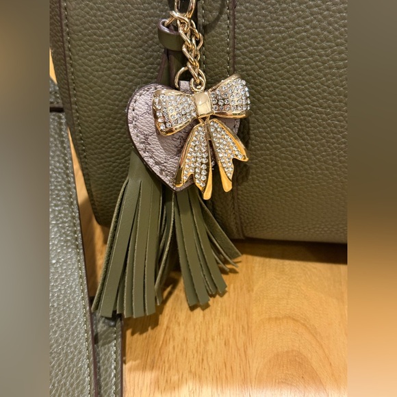 Nanette Lepore Dark Olive Jax Satchel Crossbody Bag W/Bag Charms NWT - Picture 4 of 16